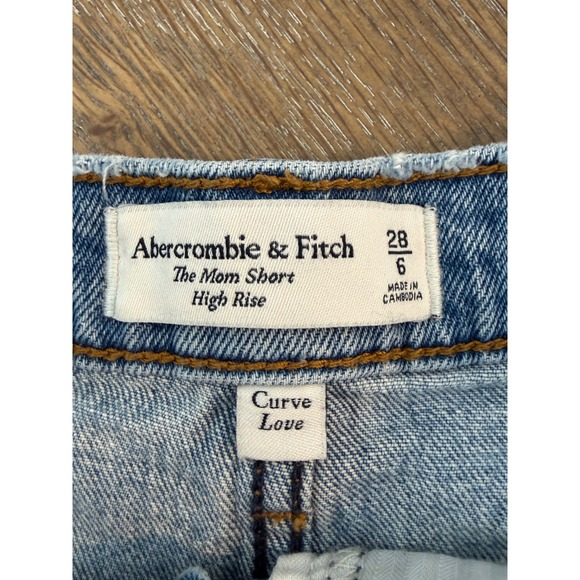 Abercrombie & Fitch The Mom Short High Rise Curve Love Denim Distressed SZ 6/28 - Picture 6 of 8
